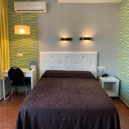 Hostal Restaurante Estacion Jaén Екстериор снимка
